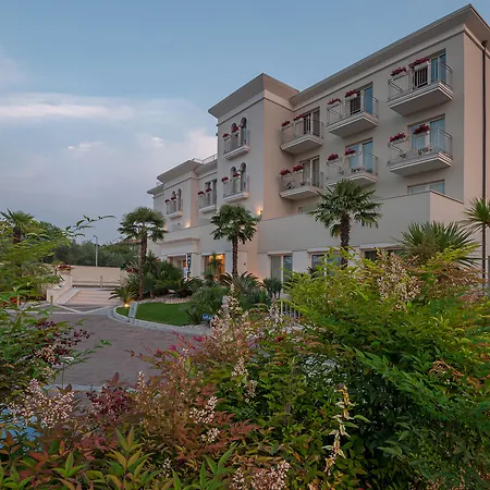 Hotel Nazionale Desenzano del Garda