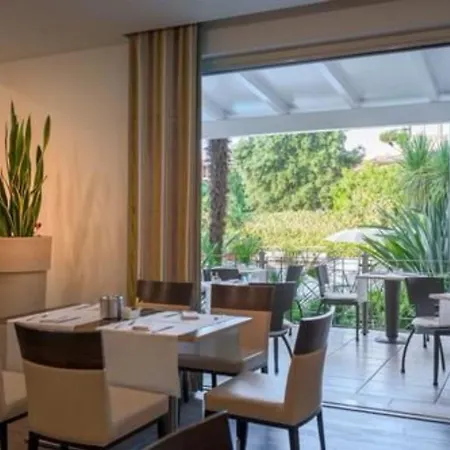 Hotel Nazionale Desenzano del Garda