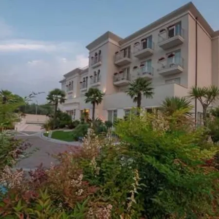 Hotel Nazionale Desenzano del Garda